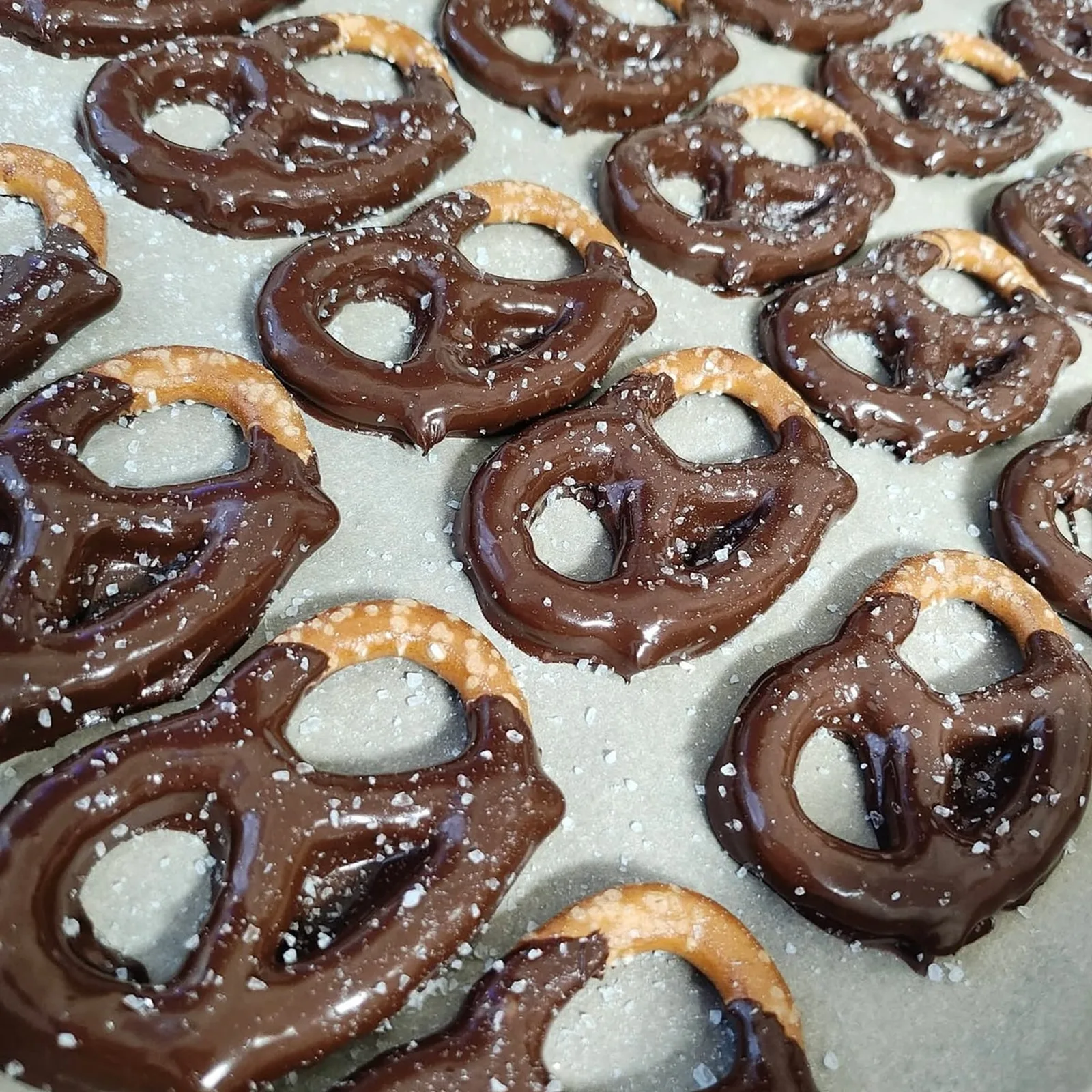 Chocolate Covered Pretzels